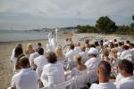 ibiza 12 juli 2013
Jan Reus en Sonja Bakker trouwen bij strandtent Sa Flama op ibiza alle 5 hun kinderen inclusief Bram zijn natuurlijk aanwezig.
Peter Smulders bv