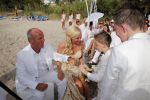 ibiza 12 juli 2013
Jan Reus en Sonja Bakker trouwen bij strandtent Sa Flama op ibiza alle 5 hun kinderen inclusief Bram zijn natuurlijk aanwezig.
Peter Smulders bv