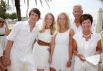 ibiza 12 juli 2013
Jan Reus en Sonja Bakker trouwen bij strandtent Sa Flama op ibiza alle 5 hun kinderen inclusief Bram zijn natuurlijk aanwezig.
Peter Smulders bv