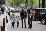 Amsterdam 27 juni 2013
Toriya Vaughan Haoud en haar man Greg Vaughan met hun kinderen op vakantie in Amsterdam.
Peter Smulders bv