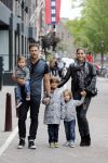 Amsterdam 27 juni 2013
Toriya Vaughan Haoud en haar man Greg Vaughan met hun kinderen op vakantie in Amsterdam.
Peter Smulders bv