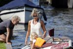 Vreeland 7 juli 2013
Wendy v Dijk en Erland Galjaard aan het varen op de vecht met hun dochter Lizzy Erland zijn dochter en vrienden.
Peter Smulders bv