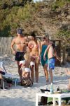 ibiza 17 juli 2013
Wendy Lizzy en Sem v Dijk en Erland Galjaard met zijn dochter Elena op het strand van Salinas. Ook de moeder van de Wendy was gezellig mee.
Peter Smulders bv