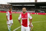 Amsterdam 3 juli 2013
Sjaak Swart 75 jaar . Hij viert dat met een wedstrijd met oud ajax spelers in het Olympisch stadion.
Peter Smulders bv