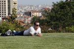 istanbul 22 mei 2013
Wesley Sneijder en zijn vrouw Yolanthe Sneijder Cabau met hun hond voor hun huis in Istanbul
Peter Smulders bv