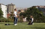 istanbul 22 mei 2013
Wesley Sneijder en zijn vrouw Yolanthe Sneijder Cabau met hun hond voor hun huis in Istanbul
Peter Smulders bv