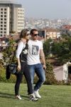 istanbul 22 mei 2013
Wesley Sneijder en zijn vrouw Yolanthe Sneijder Cabau met hun hond voor hun huis in Istanbul
Peter Smulders bv
