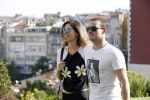 istanbul 22 mei 2013
Wesley Sneijder en zijn vrouw Yolanthe Sneijder Cabau met hun hond voor hun huis in Istanbul
Peter Smulders bv