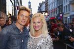 AMSTERDAM - Bij het Tuschinski Theater is de premiere van Behind the Candelabra. Met op de rode loper  Winston Post is met partner Denise van Rijswijk.