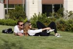 istanbul 22 mei 2013
Wesley Sneijder en zijn vrouw Yolanthe Sneijder Cabau met hun hond voor hun huis in Istanbul
Peter Smulders bv