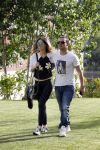 istanbul 22 mei 2013
Wesley Sneijder en zijn vrouw Yolanthe Sneijder Cabau met hun hond voor hun huis in Istanbul
Peter Smulders bv