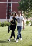 istanbul 22 mei 2013
Wesley Sneijder en zijn vrouw Yolanthe Sneijder Cabau met hun hond voor hun huis in Istanbul
Peter Smulders bv