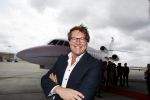 Schiphol OOst 18 juni 2015
Presentatie cast the bodyguard met in de hoofdrollen Romy Monteiro Carolina Dijkhuizen Mark v Eeuwen en Dave Mantel. Albert Verlinde is de producent namens Stage entertainment.
Ze arriveren in het nieuwe prive vliegtuig van John de Mol op schiphol OOst