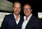 Schiphol OOst 18 juni 2015
Presentatie cast the bodyguard met in de hoofdrollen Romy Monteiro Carolina Dijkhuizen Mark v Eeuwen en Dave Mantel. Albert Verlinde is de producent namens Stage entertainment.
Ze arriveren in het nieuwe prive vliegtuig van John de Mol op schiphol OOst