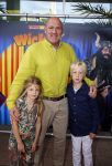 Rotterdam 9 augustus 2015
Edwin Smulders Johnny de Mol en Tomas v d Broek tijdens opnames van het rtl programma Down met Johnny. We gingen naar de premiere naar Wickie de Viking in het nieuwe Luxor. Andre Kuipers met zoon en dochter