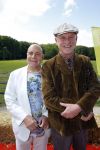Amsterdam 10 juni 2015
Premiere Apenstreken bij kinderboederij in amsterdamse bos met oa Yvon Jaspers en Kim Lian v d Meij. Arjan Ederveen met partner