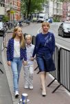 Amsterdam 20 juni 2015
Premiere Code M in het nieuwe de la mar met oa Senna Borsato. Bianca Krijgsman met kinderen