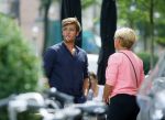 Amsterdam 10 augustus 2015
Caroline Tensen luncht met haar zoon Bob Wisse en vertrekt daarna op haar vespa scooter