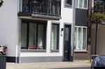Aalsmeer 9 juli 2015
Bonnie st Claire en haar man Anne-Jan Jongbloed zijn verhuisd naar hun nieuwe huis.