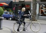 Amsterdam 14 juli 2015
Bracha v Doesburgh zwanger winkelend op de cornelis schuytstraat