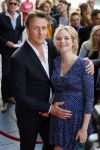 Amsterdam 14 juli 2015  
Premiere de Reunie in Tuschinski met in de hoofdrollen Daan Schuurmans en Thekla Reuten.
Thekla is zwanger en haar vriend Gijs Naber is er ook alsmede de zwangere Bracha v Doesburgh.