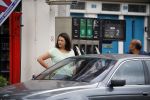 Amsterdam 16 juni 2015 
Caro Emerald gaat tanken met haar auto.