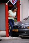 Amsterdam 16 juni 2015 
Caro Emerald gaat tanken met haar auto.