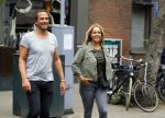 Amsterdam 12 augustus 2015 
Chantal Janzen met haar man Marco op de cornelis schuytstraat