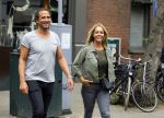Amsterdam 12 augustus 2015 
Chantal Janzen met haar man Marco op de cornelis schuytstraat