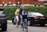 Amsterdam 20 juni 2015  
Chazia Mourali en haar man Mark Schroder op de fiets in amsterdam.