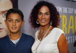 Amsterdam 12 augustus 2015  
Premiere Trainreck in Tuschinski. Chimene v Oosterhout met zoon