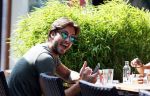 Amsterdam 17 juli 2015
Dave Roelvink met een dame waarvan Dave zegt dat het zijn manager is.