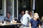 Amsterdam 10 juli 2015
Dennis Weening met een vriendin op terras.