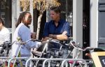 Amsterdam 13 augustus 2015 
Edgar Davids in gesprek met Patrick Maes in  Amsterdam zuid.