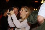 Amsterdam 14 juli 2015  
Premiere de Reunie in Tuschinski met in de hoofdrollen Daan Schuurmans en Thekla Reuten.
Thekla is zwanger en haar vriend Gijs Naber is er ook alsmede de zwangere Bracha v Doesburgh.
Elle v Rijn