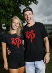 Bunnik 12 juli 2015
Enzo Knol en Dee v d Zeeuw met hun kleding.