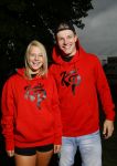 Bunnik 12 juli 2015
Enzo Knol en Dee v d Zeeuw met hun kleding.