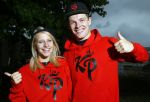 Bunnik 12 juli 2015
Enzo Knol en Dee v d Zeeuw met hun kleding.
