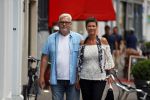 Den Haag 16 juli 2015
Verjaardagsfeestje Frits Huffnagel in Den Haag.
Ernst daniel Smid met vriendin