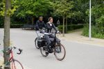 Amsterdam 18 juni 2015
Frank Rijkaard met zijn vrouw op de fiets in het vondelpark.
