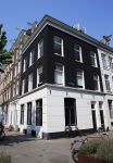 Amsterdam 2 juli 2015
Katja Schuurman met haar nieuwe vriend Freek v Noortwijk bij het restaurant waar hij werkt.