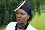 Haarzuilens 17 juni 2015
Haringparty op kasteel de Haar. Gerda Havertong met man