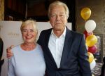 Amsterdam 14 juli 2015  
Premiere de Reunie in Tuschinski met in de hoofdrollen Daan Schuurmans en Thekla Reuten.
Thekla is zwanger en haar vriend Gijs Naber is er ook alsmede de zwangere Bracha v Doesburgh.
Gijs v d Westelaken met vrouw