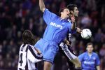 EINDHOVEN 6 DECEMBER 2001

PSV-PAOK SALONIKI 4-1
Jan Vennegoor of Hesselink

PETER SMULDERS BV