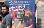 Amsterdam 13 augustus 2015  
Jan Versteegh van BNN tijdens opnames bij Bols
