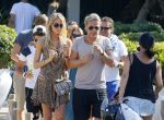 ibiza 24 juli 2015
Marco Borsato met Leontine Luca (met vriendin) Jada en Senna op vakantie.
Ze gingen lunchen met John Ewbank en zijn vriendin Kelly Weekers.