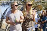 ibiza 24 juli 2015
Marco Borsato met Leontine Luca (met vriendin) Jada en Senna op vakantie.
Ze gingen lunchen met John Ewbank en zijn vriendin Kelly Weekers.