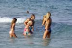 ibiza 29 juli 2015
Wendy v Dijk met Sem Lizzy haar moeder en man Erland Galjaard en zijn kinderen uit eerste huwelijk op strand van Coco beach. Herman den Blijker zijn zoon en vrouw alsmede John Ewbank dochter Day en Kelly Weekers zijn ook aanwezig