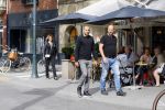 Amsterdam 8 juli 2015  
Johnny Heitinga en Charlotte en slager Evert Blauendraat in amsterdam zuid