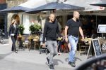 Amsterdam 8 juli 2015  
Johnny Heitinga en Charlotte en slager Evert Blauendraat in amsterdam zuid